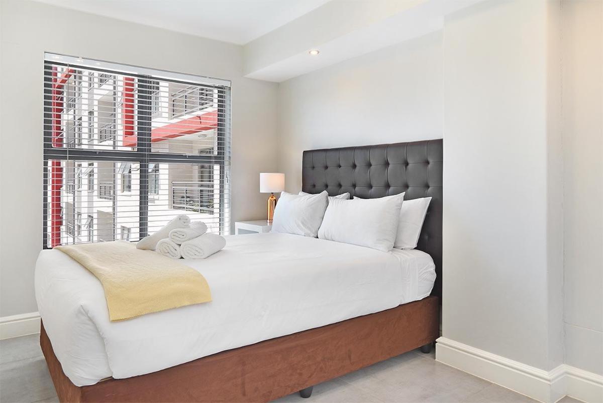 The Paragon 317 By Hostagents Kaapstad Buitenkant foto
