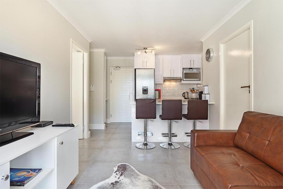 The Paragon 317 By Hostagents Kaapstad Buitenkant foto